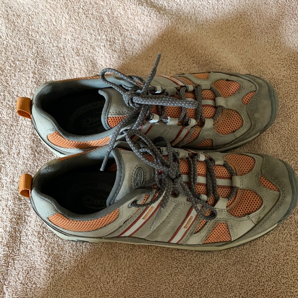Womens Chaco hiking shoes